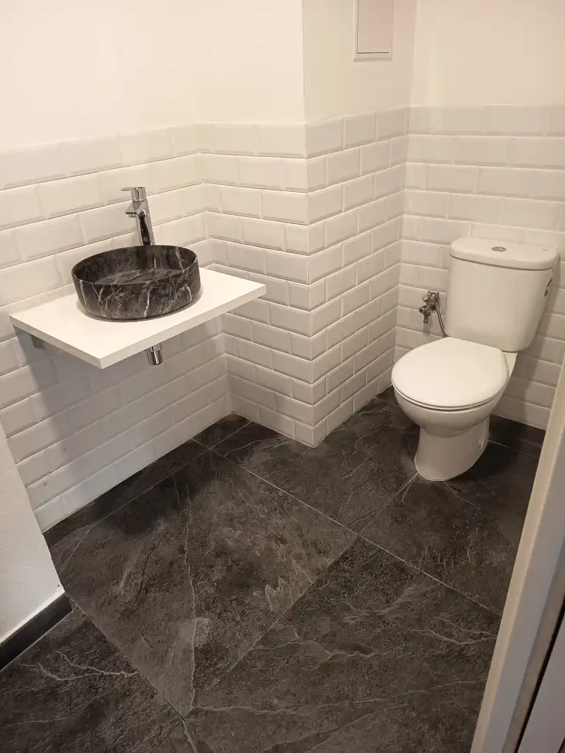 Local comercial en alquiler en Carrer Pau, imagen 5