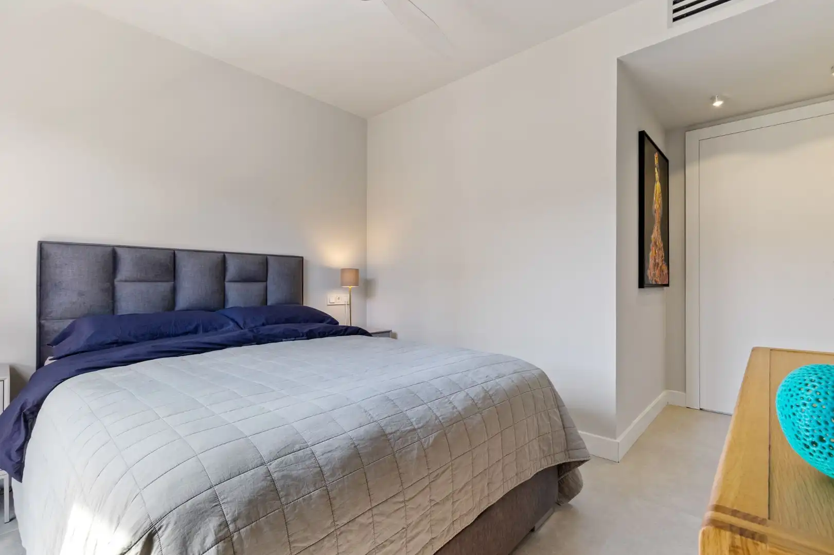 Habitación de Apartamento en venta en Torremolinos con Aire acondicionado, Calefacción y Terraza