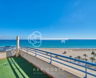 Vista exterior de Àtic de lloguer en Alicante / Alacant amb Aire condicionat, Terrassa i Balcó