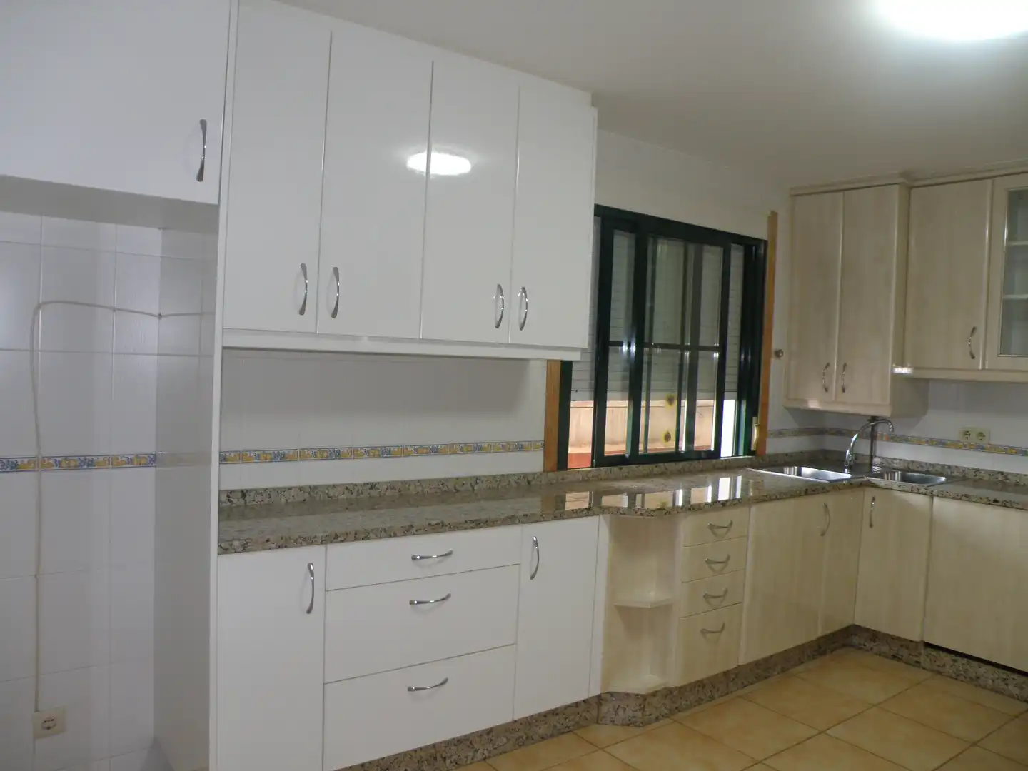 Kitchen of Ground floor for sale in Dodro  with Heating