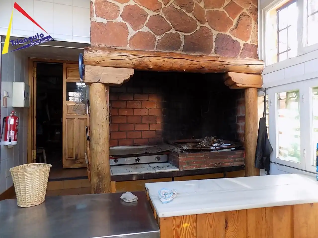Local comercial en venta en Torrecaballeros, imagen 8