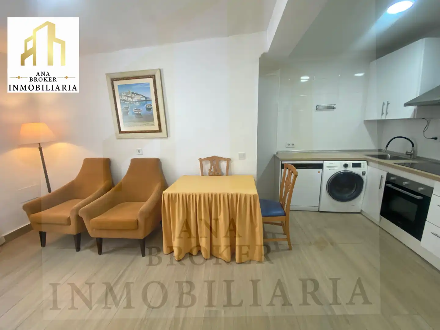 Bedroom of Flat for sale in Ronda  with Furnished