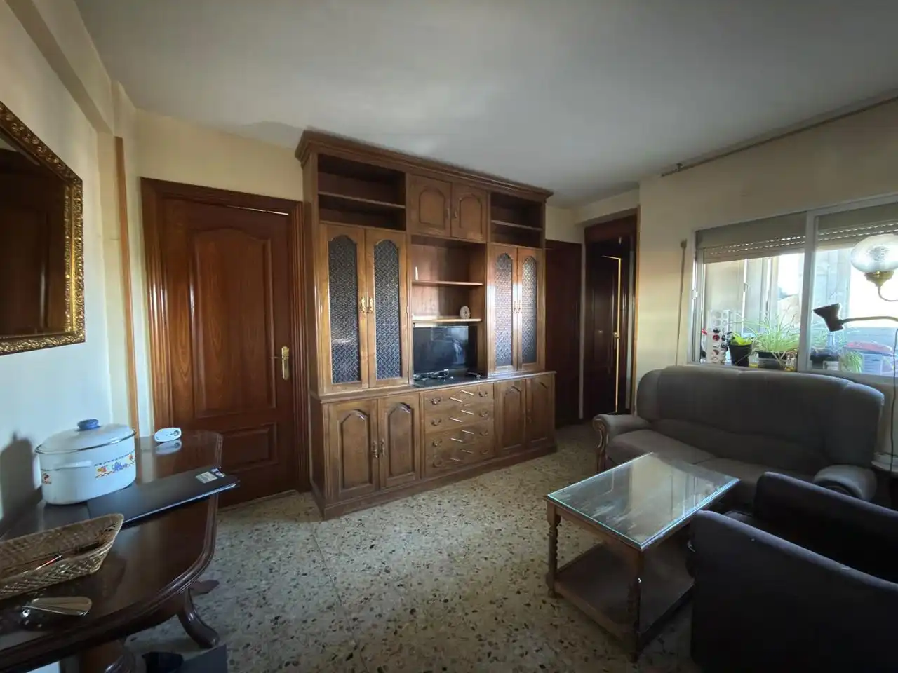 Sala d'estar de Pis en venda en Madrid amb Calefacció i Terrassa