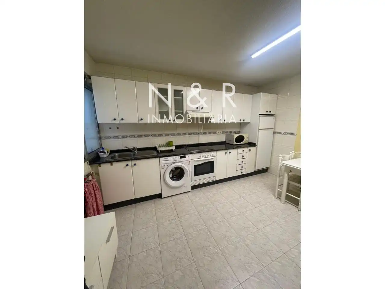 Kitchen of Flat for rent in Santiago de Compostela   with Furnished