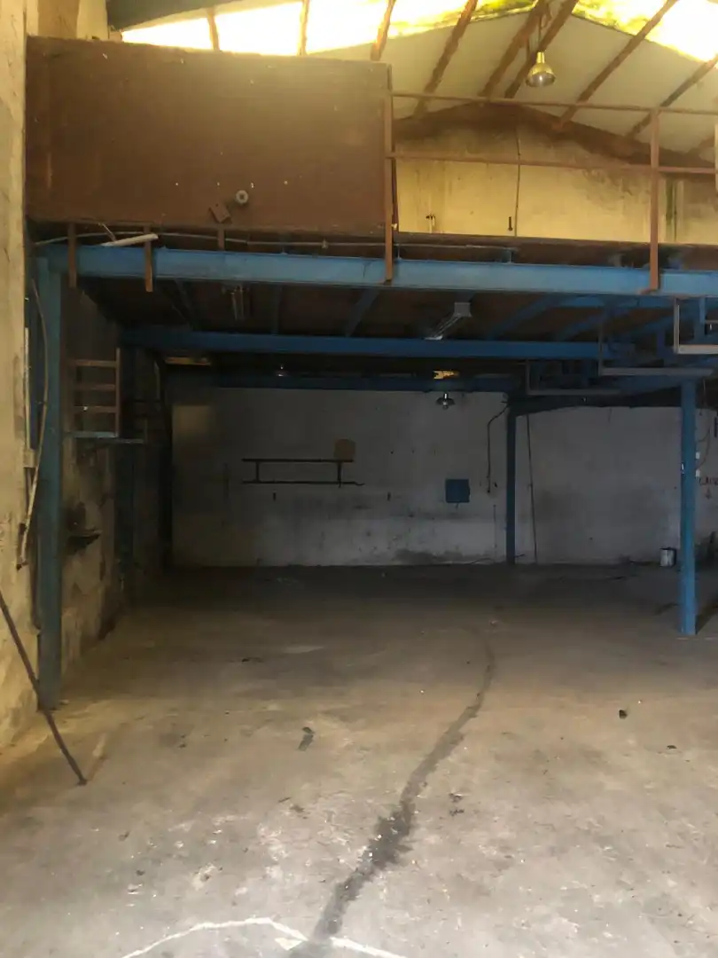 Nau industrial en venda en Santander