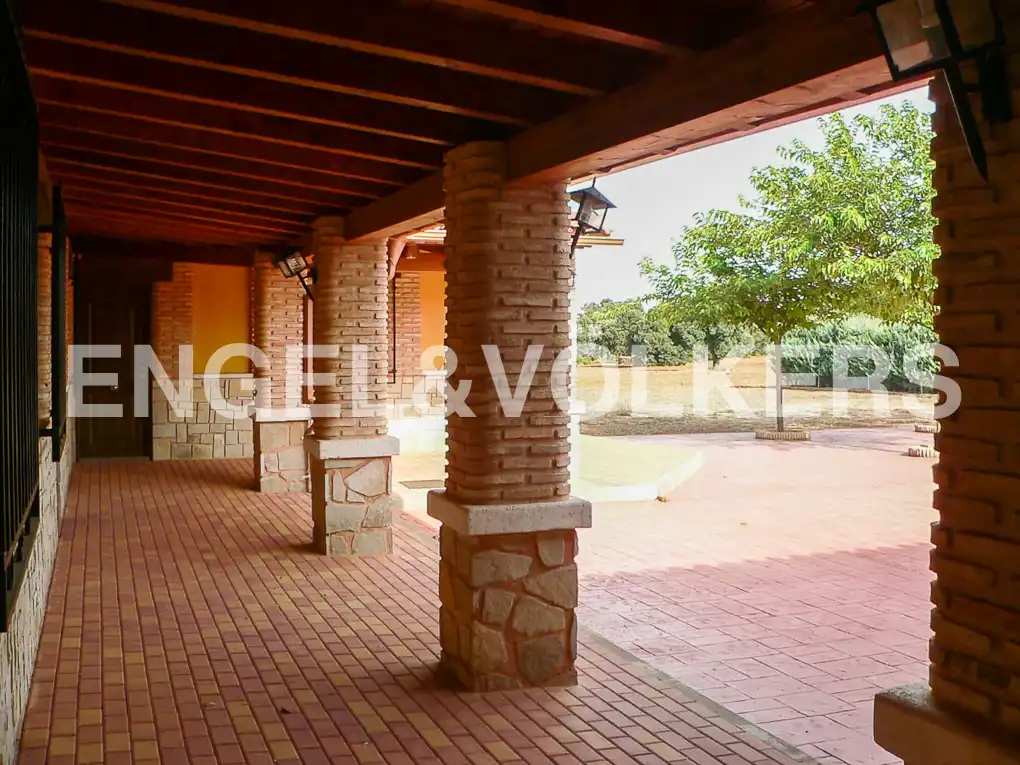 Terraza de Residencial en venta en Alhambra