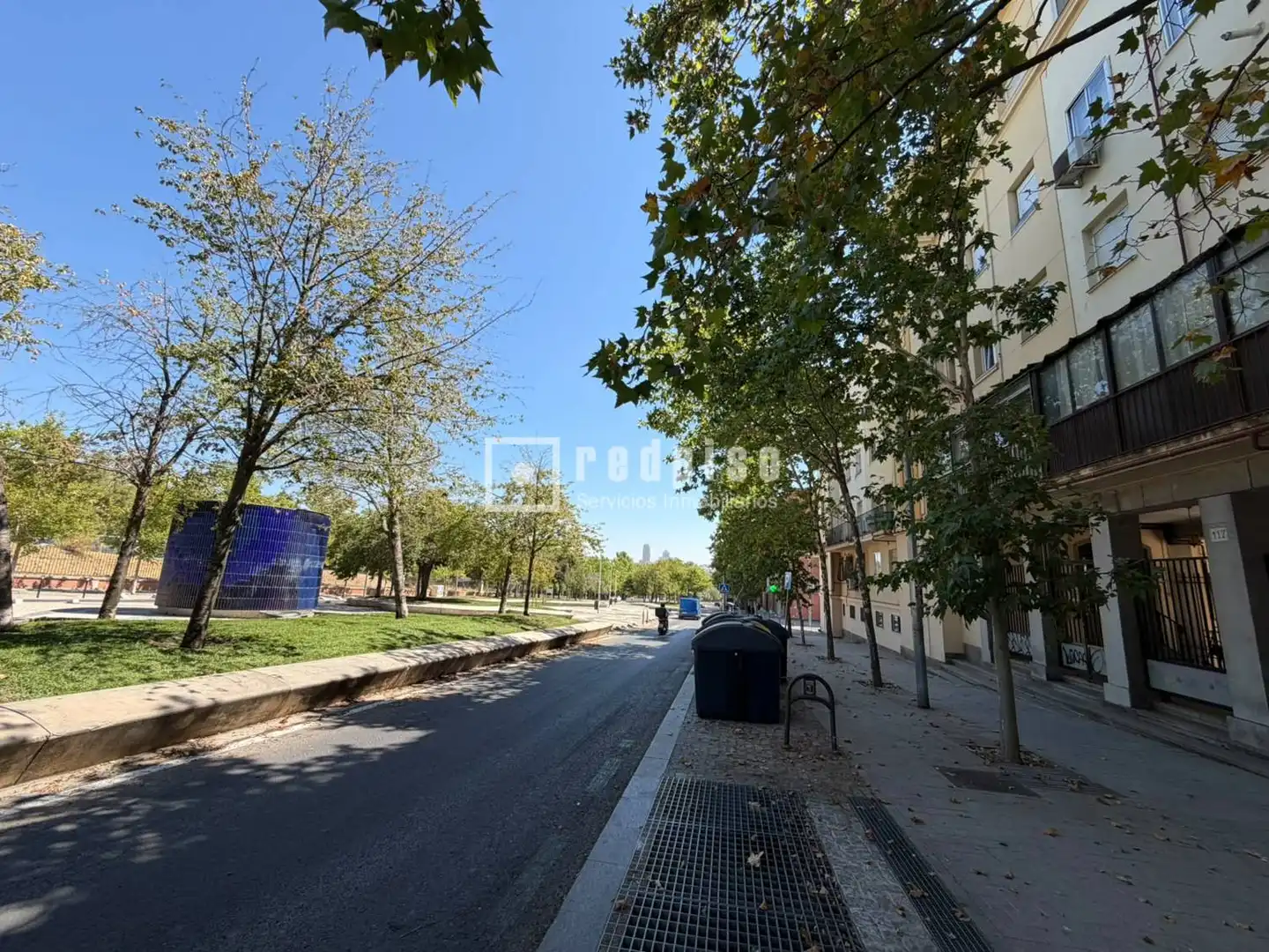 Vista exterior de Pis en venda en Madrid amb Calefacció, Terrassa i Traster