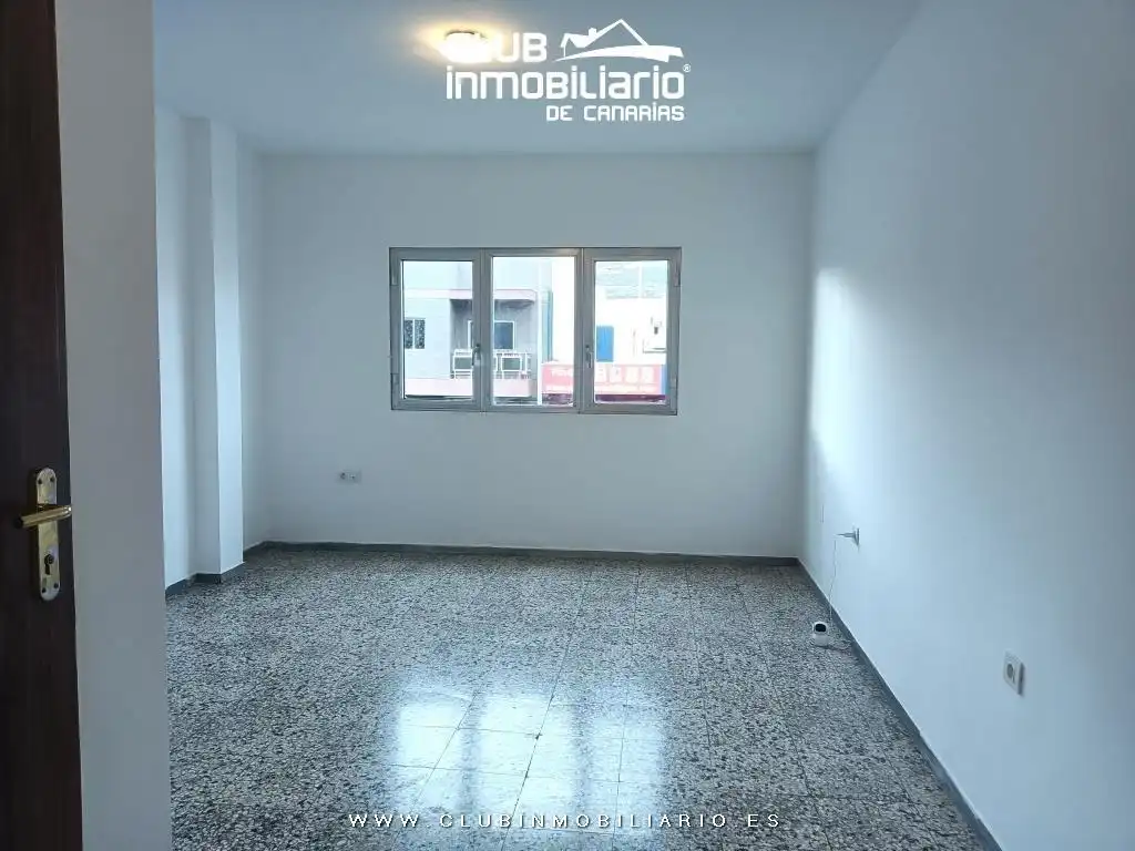 Wohnung zur Miete in  Santa Cruz de Tenerife Capital mit Abstellraum und Balkon