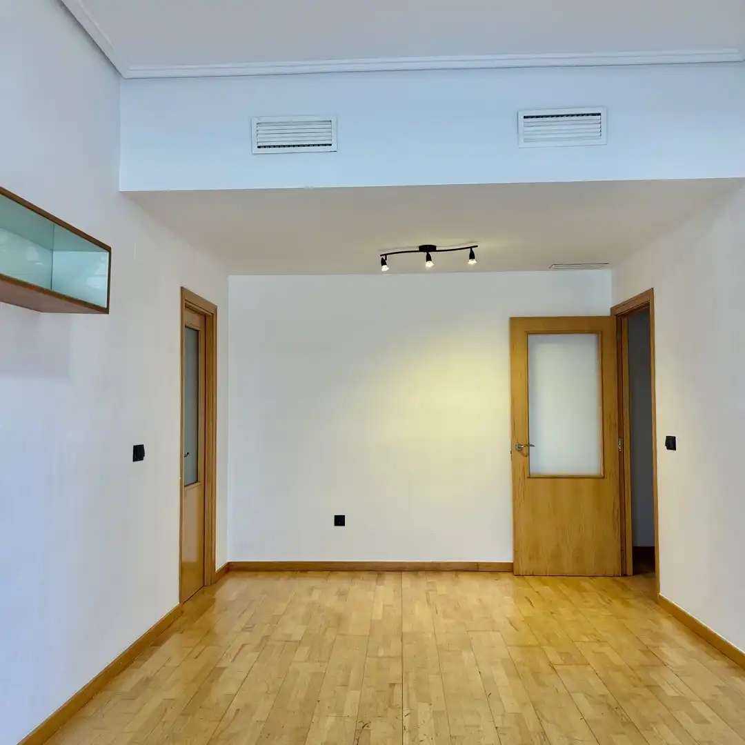 Piso de alquiler en Riba-roja de Túria con Terraza, Trastero y Piscina