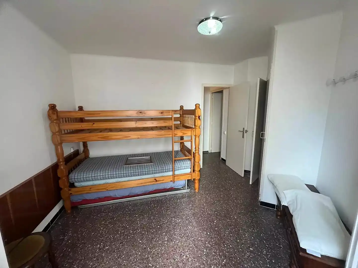 Schlafzimmer von Wohnung zum Verkauf in Cadaqués mit Möbliert