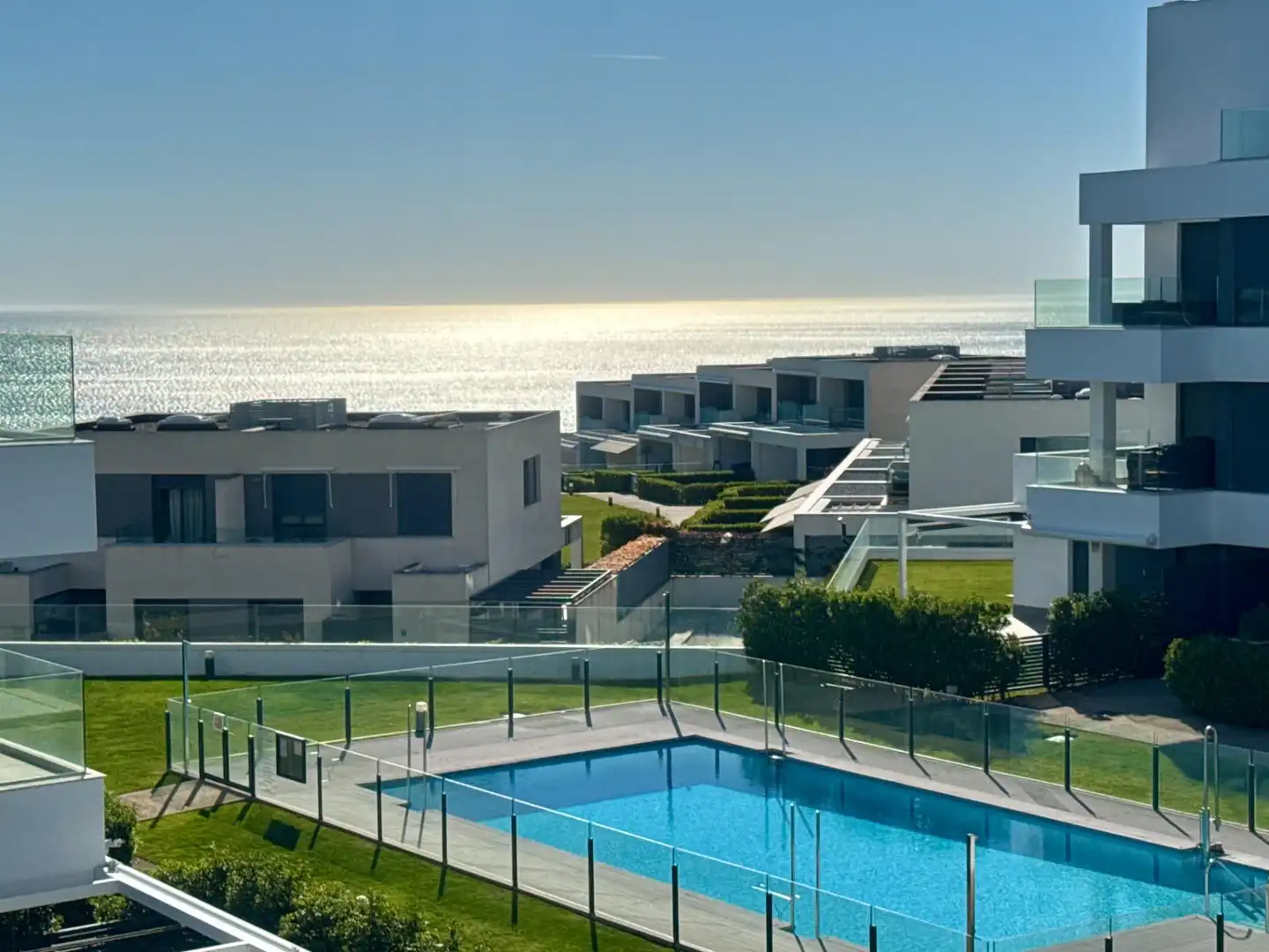 Piscina de Pis en venda en El Puerto de Santa María amb Aire condicionat, Terrassa i Moblat