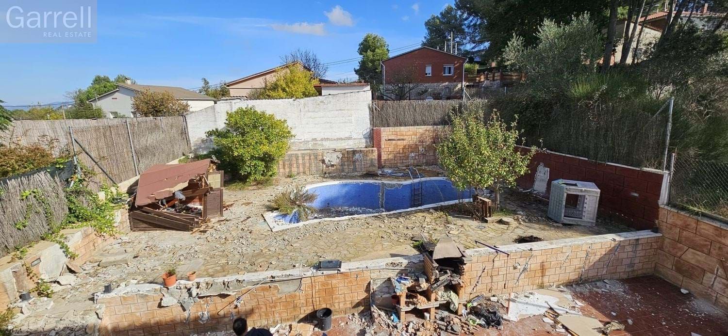 Swimming pool of House or chalet for sale in Gelida  with Terrace, Storage room and Swimming Pool