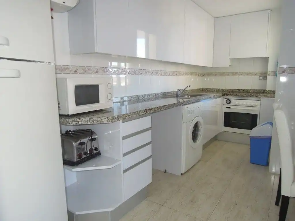 Cocina de Apartamento en venta en L'Alfàs del Pi con Aire acondicionado, Calefacción y Terraza