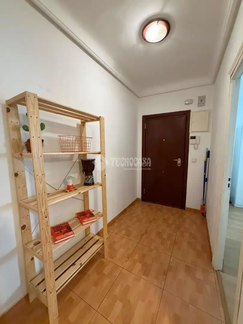Flat for rent in Madrid  with Air Conditioner and Heating