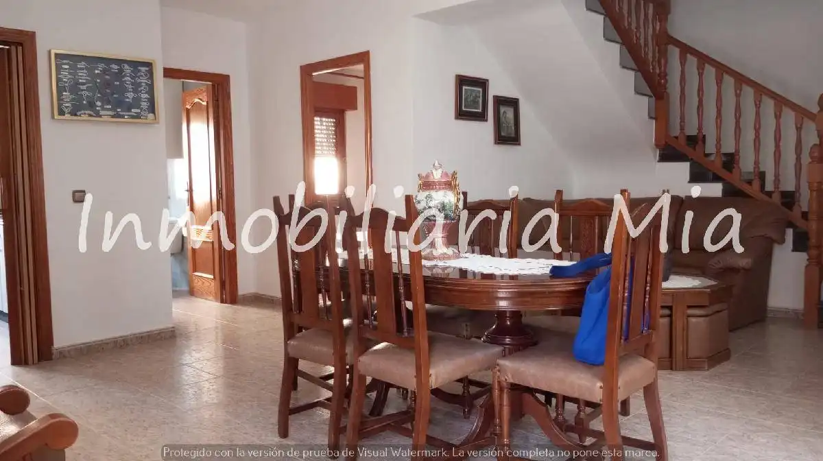 Casa con terraza en venta en El Hornillo
