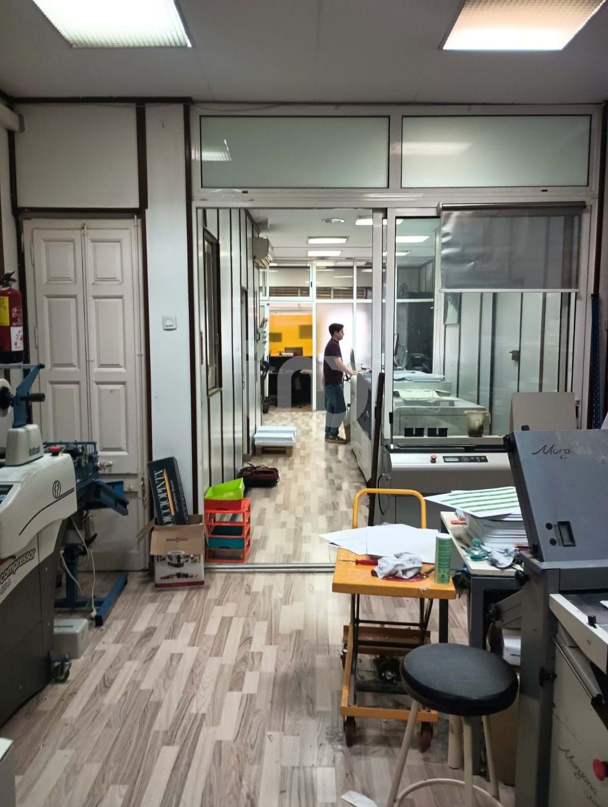 Local en venta en L'Hospitalet de Llobregat