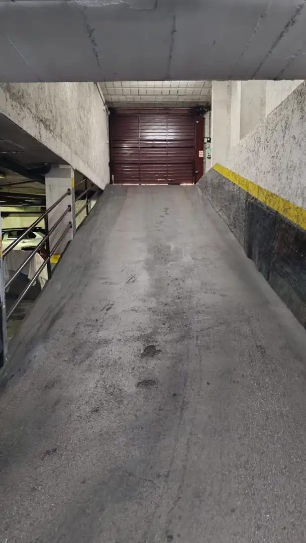 Einzelparkplatz zur Miete in Carrer de Bordeus 15, imagen 4
