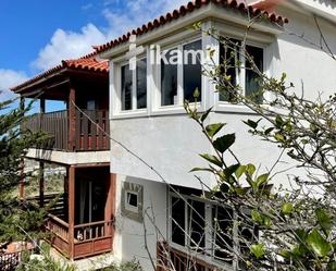 Vista exterior de Casa o xalet en venda en Las Palmas de Gran Canaria amb Aire condicionat, Calefacció i Jardí privat