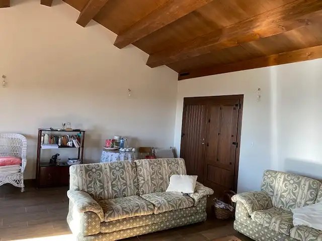 Sala d'estar de Casa o xalet de lloguer amb opció a compra en Oroso amb Calefacció, Terrassa i Moblat
