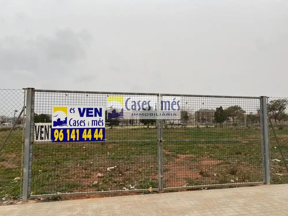 Terreno industrial en venta en Puçol