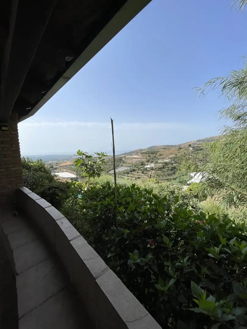 Vista exterior de Finca rústica en venda en Salobreña amb Piscina