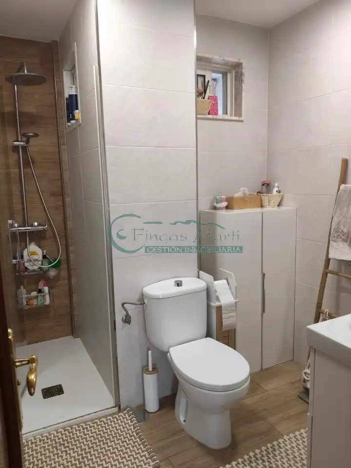Baño de Piso en venta en Vigo  con Trastero y Amueblado