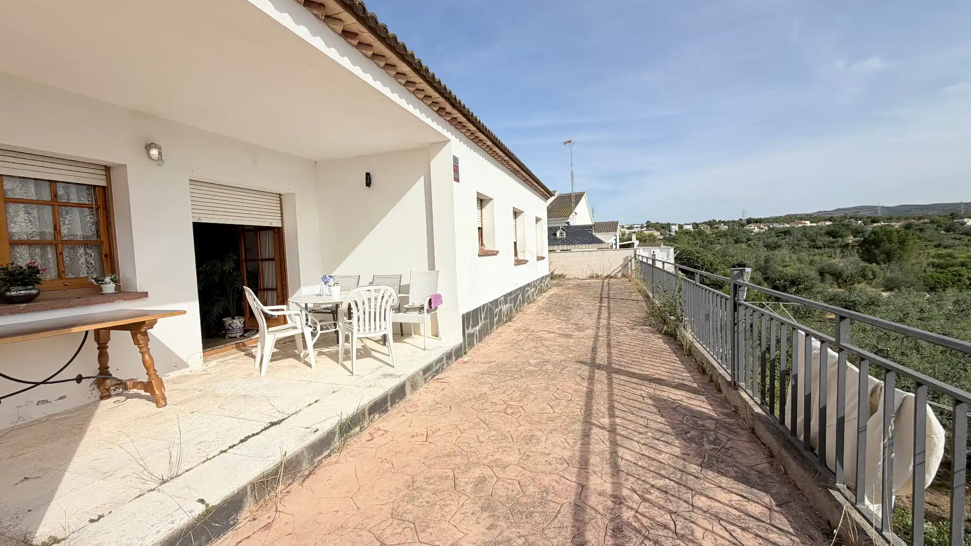 Vista exterior de Casa o xalet en venda en Creixell amb Moblat, Forn i Rentadora
