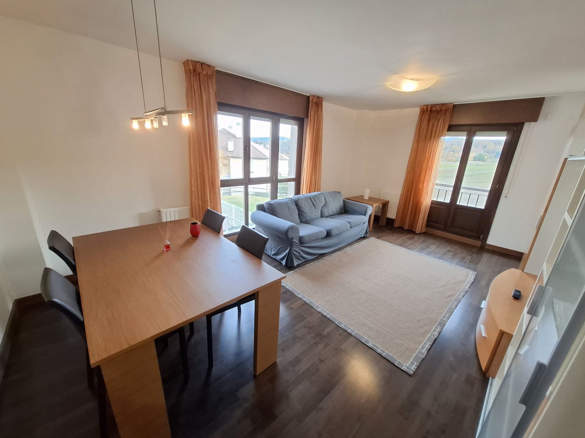 Living room of Flat to rent in Sojuela  with Heating, Parquet flooring and Storage room