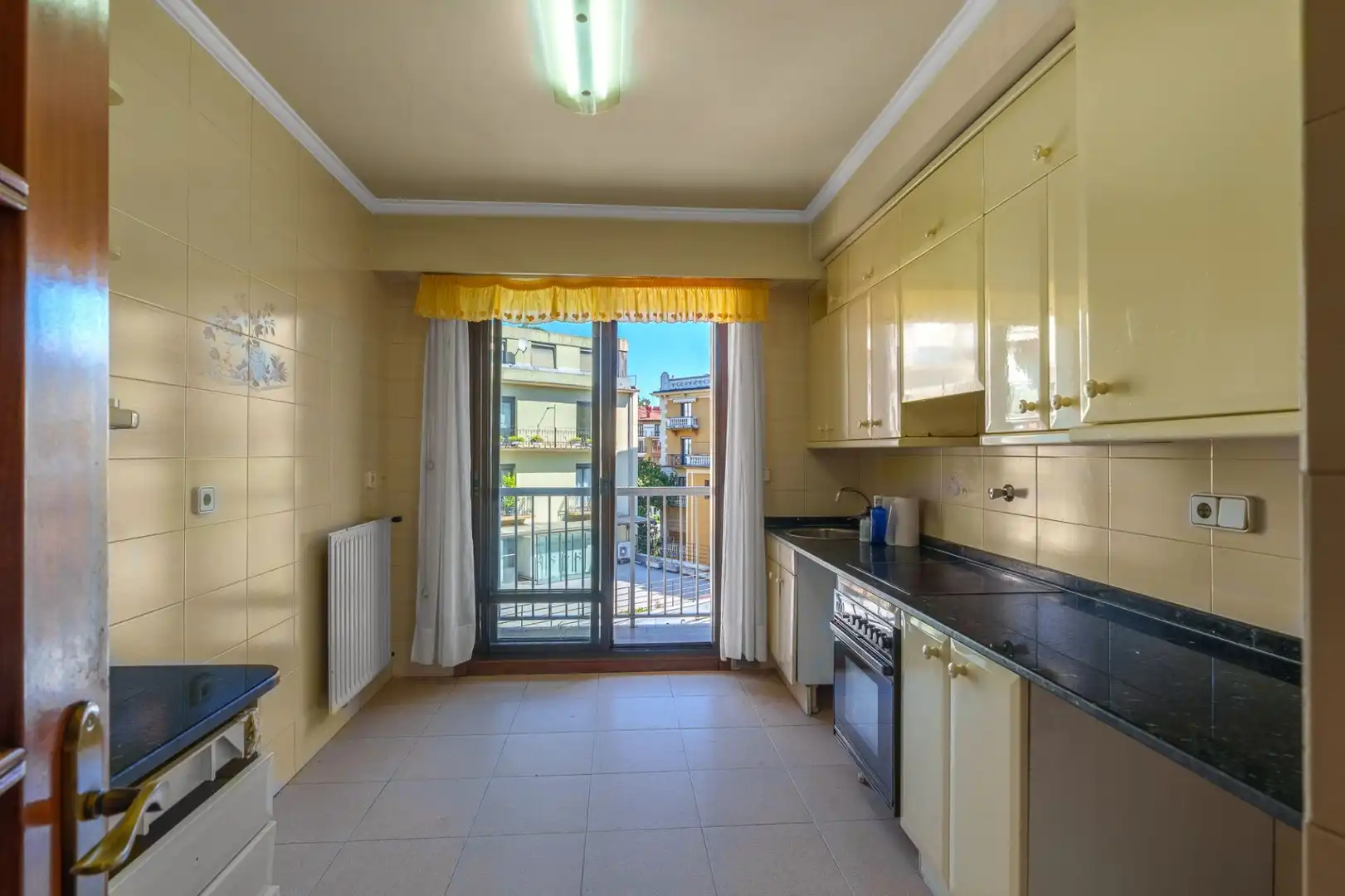 Kitchen of Flat for sale in Tolosa  with Heating and Storage room