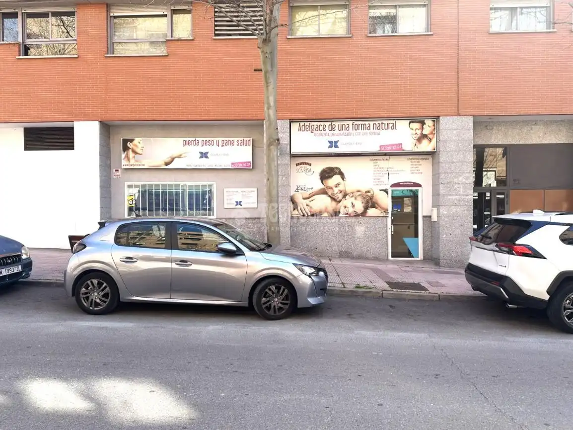 Außenansicht von Geschaftsraum zum Verkauf in Móstoles