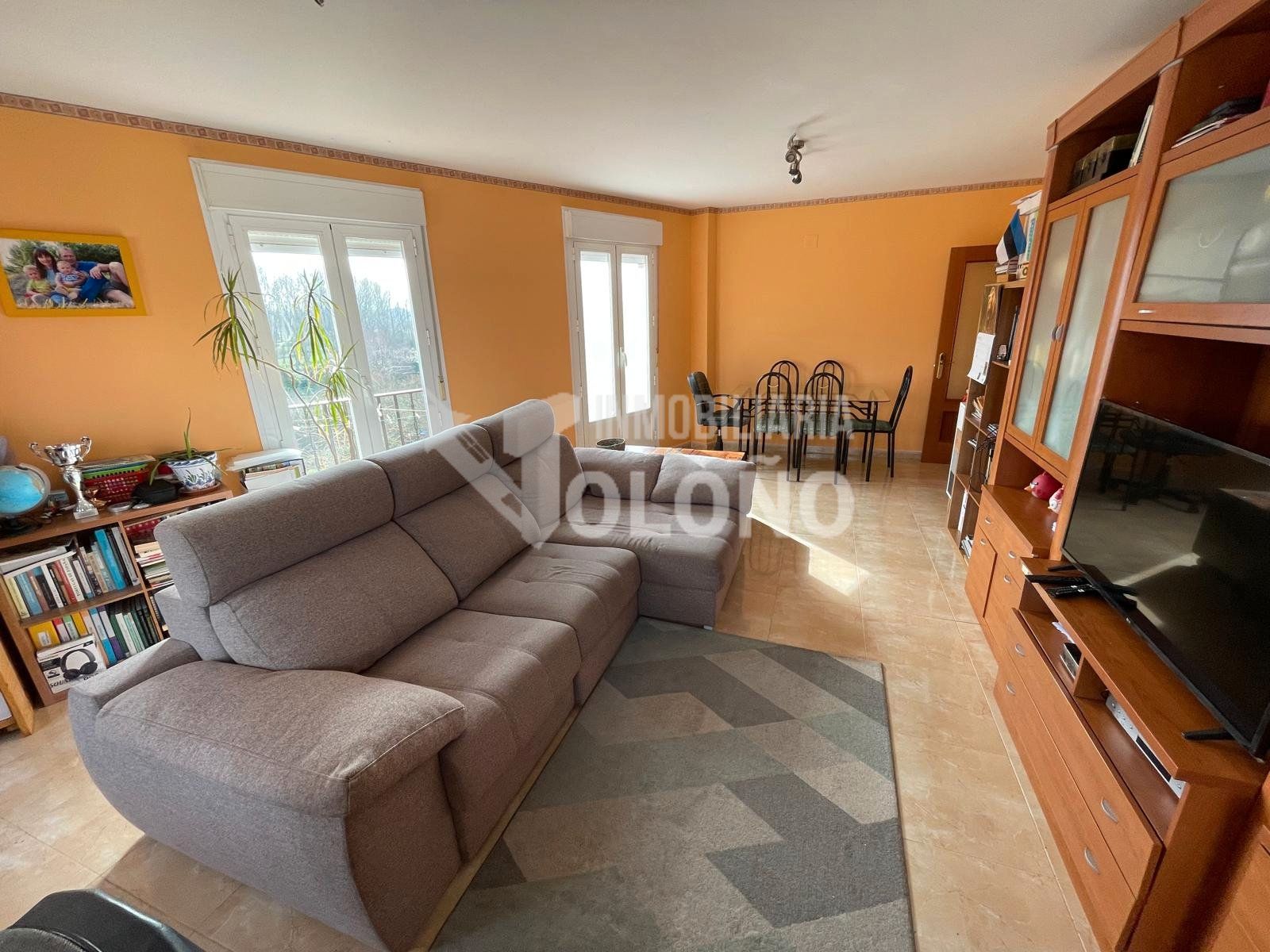 Sala de estar de Apartamento en venta en Cihuri con Calefacción, Trastero y Amueblado