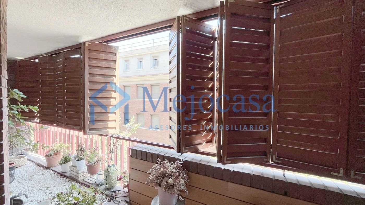 Balcony of Flat for sale in  Madrid Capital  with Air Conditioner, Heating and Terrace