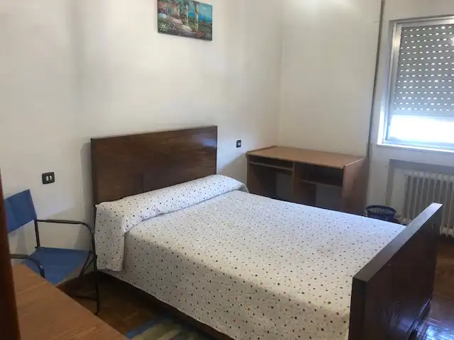 Schlafzimmer von Wohnung zur Miete in Lugo mit Heizung, Möbliert und Ofen