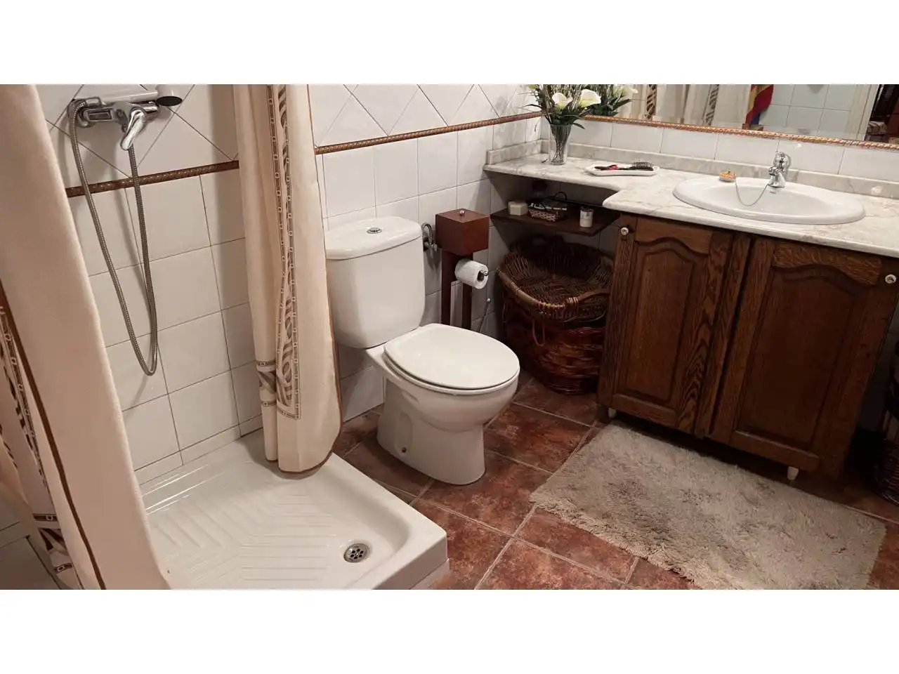 Bathroom of Detached homes for sale in Merindad de Sotoscueva  with Private garden, Terrace and Furnished
