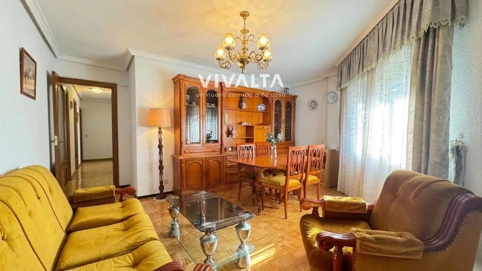 Living room of Flat for sale in Madrid  with Air Conditioner, Heating and Storage room