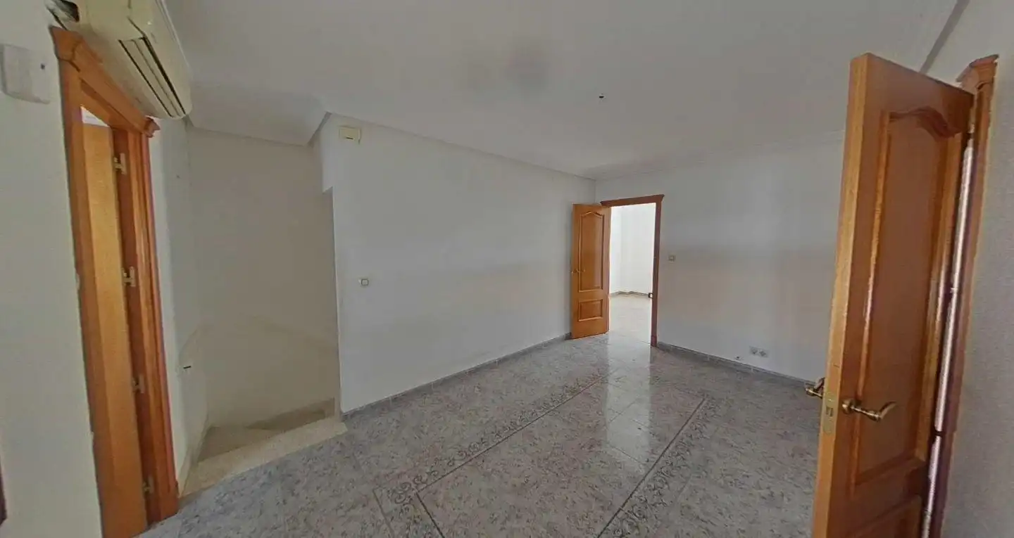 Houses for sale in Baeza
