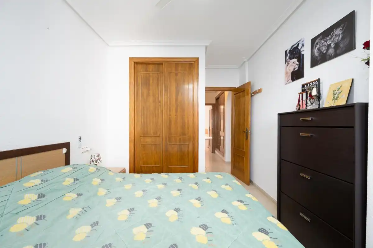 Habitación de Planta baja en venta en Orihuela con Aire acondicionado, Calefacción y Terraza