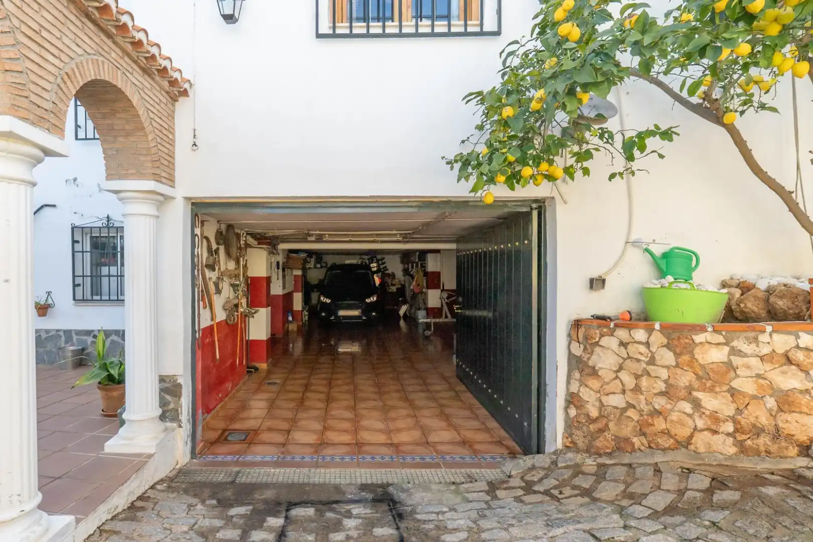 Edificio en venta en Villa de Otura