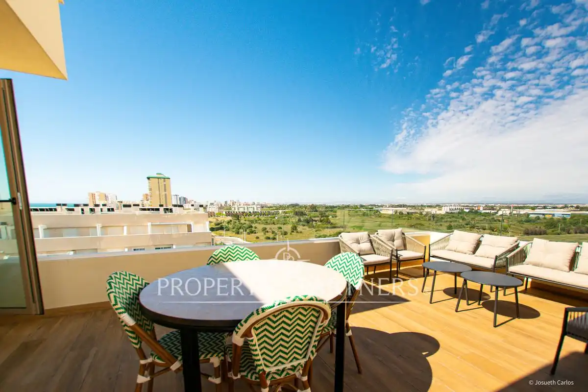 Terraza de Dúplex en venta en El Puig de Santa Maria con Aire acondicionado, Calefacción y Jardín privado