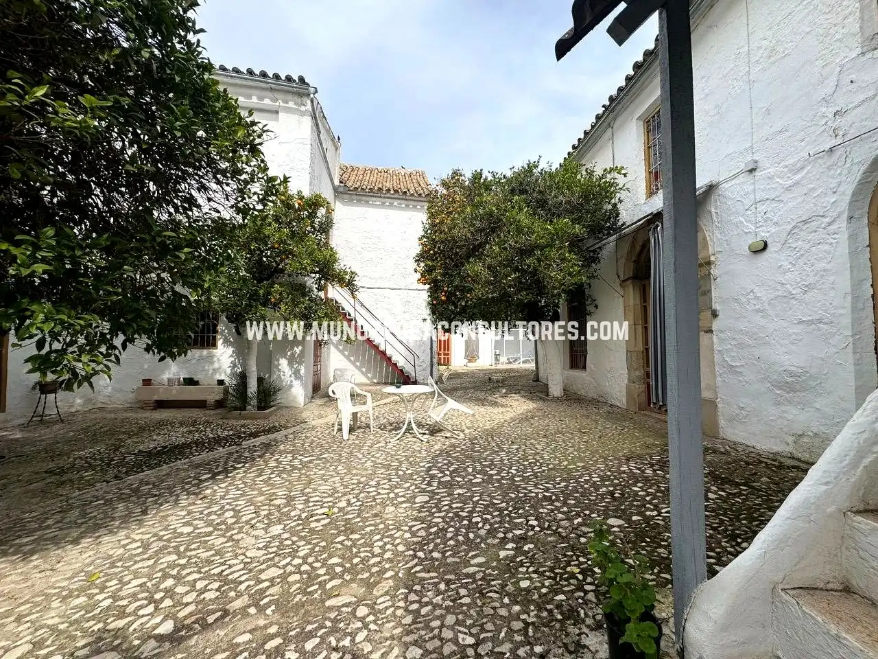 Vista exterior de Casa o chalet en venta en Lucena con Aire acondicionado, Jardín privado y Piscina