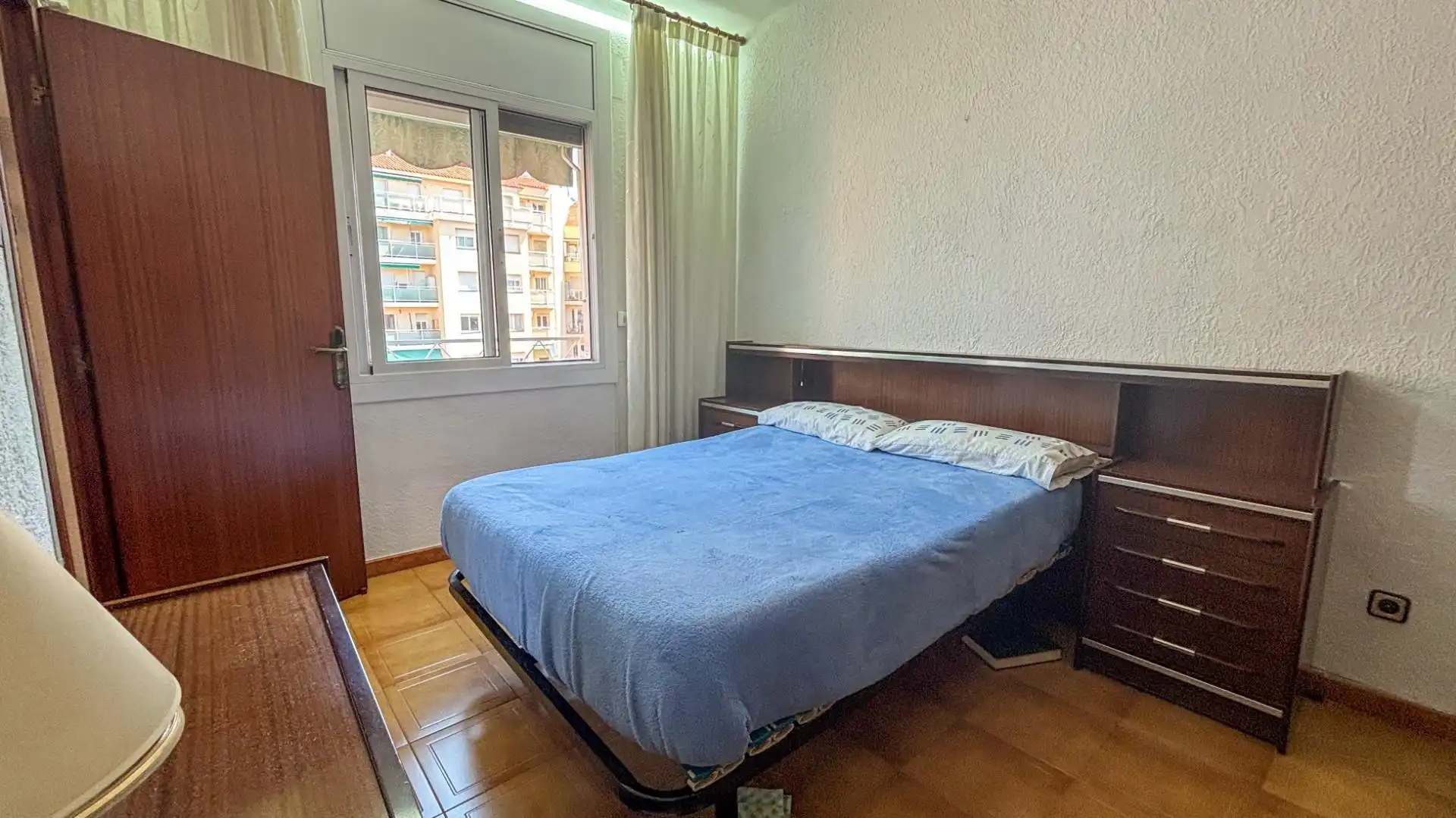 Habitación de Piso en venta en Barcelona con Aire acondicionado, Amueblado y Balcón