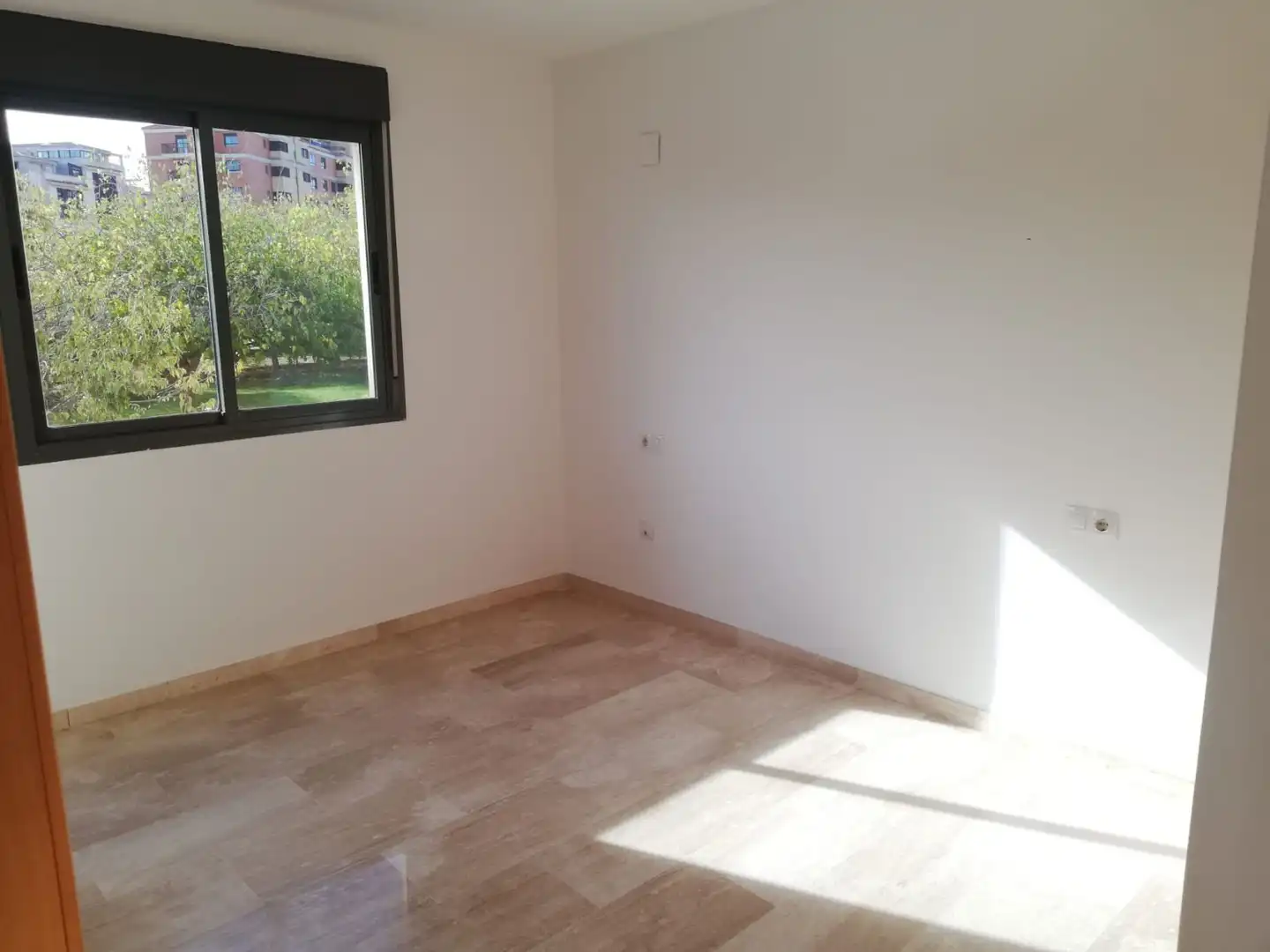 Dormitori de Casa adosada en venda en Castellón de la Plana / Castelló de la Plana amb Aire condicionat, Terrassa i Balcó