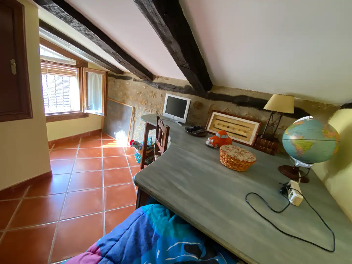 Sala d'estar de Dúplex en venda en Uncastillo amb Calefacció, Moblat i Microones