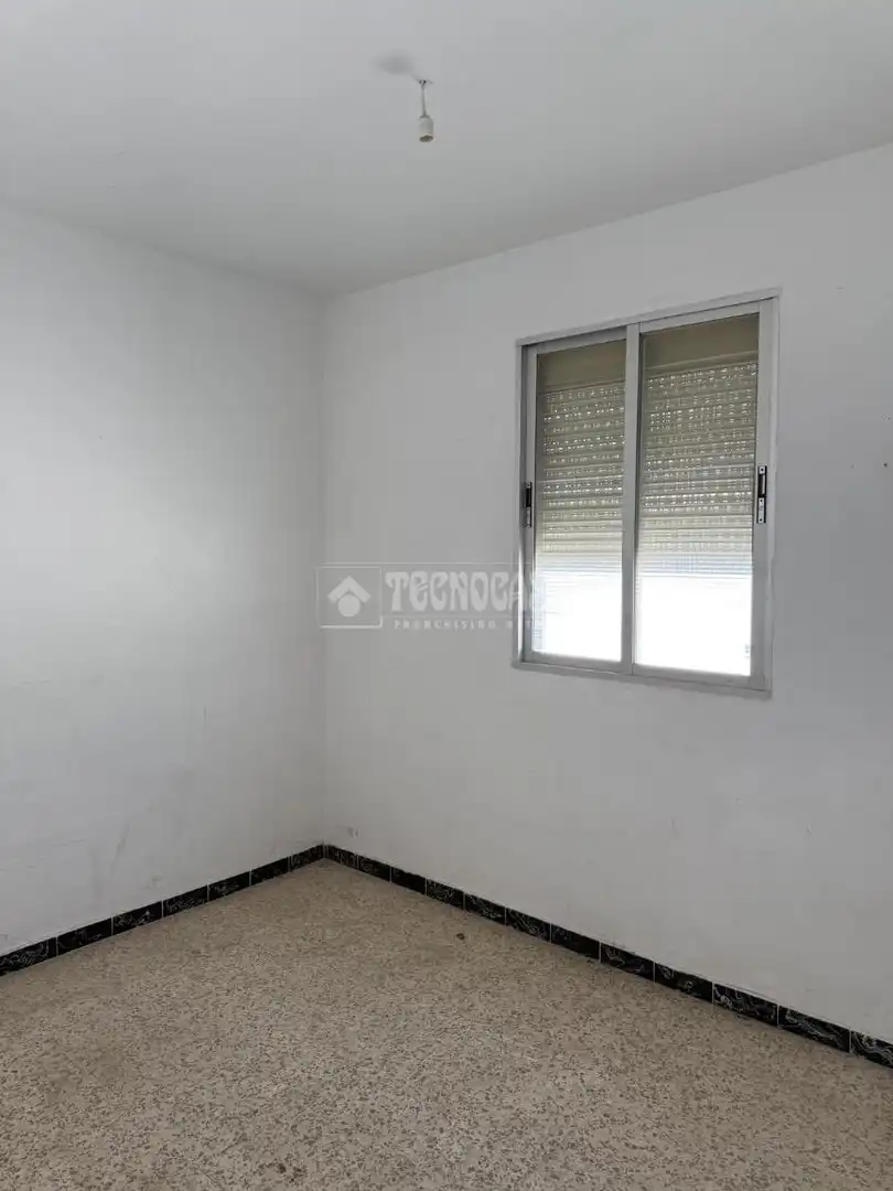 Habitación de Piso en venta en Utrera con Aire acondicionado, Calefacción y Balcón