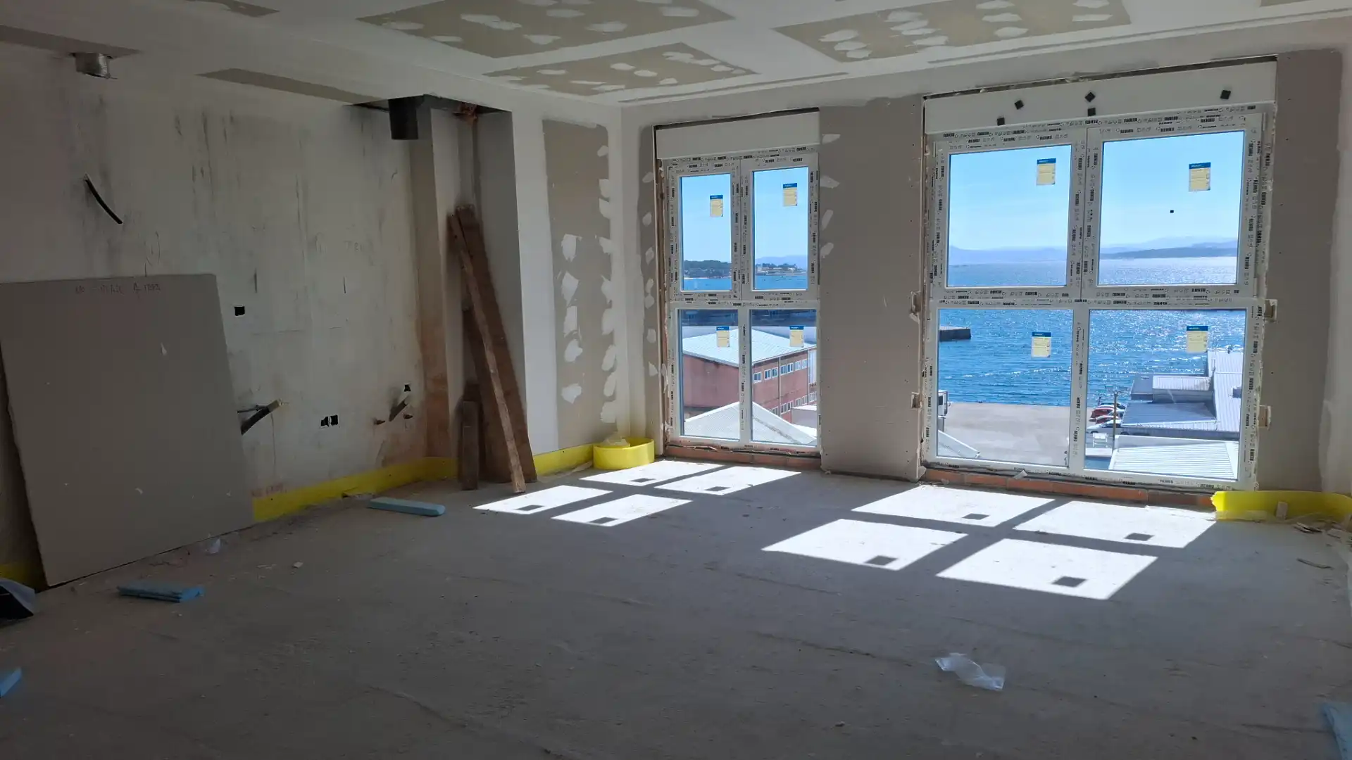 Pis en venda en Ribeira amb Calefacció, Parquet i Traster