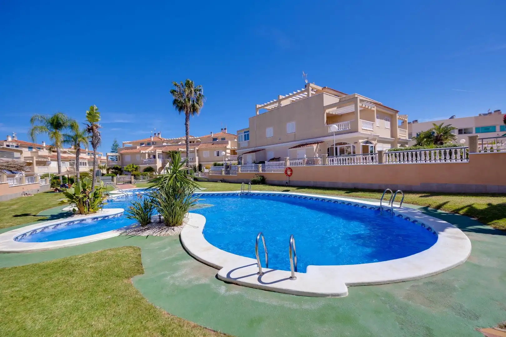 Casa a schiera con terrazza in vendita a Calle Abeto, imagen 29