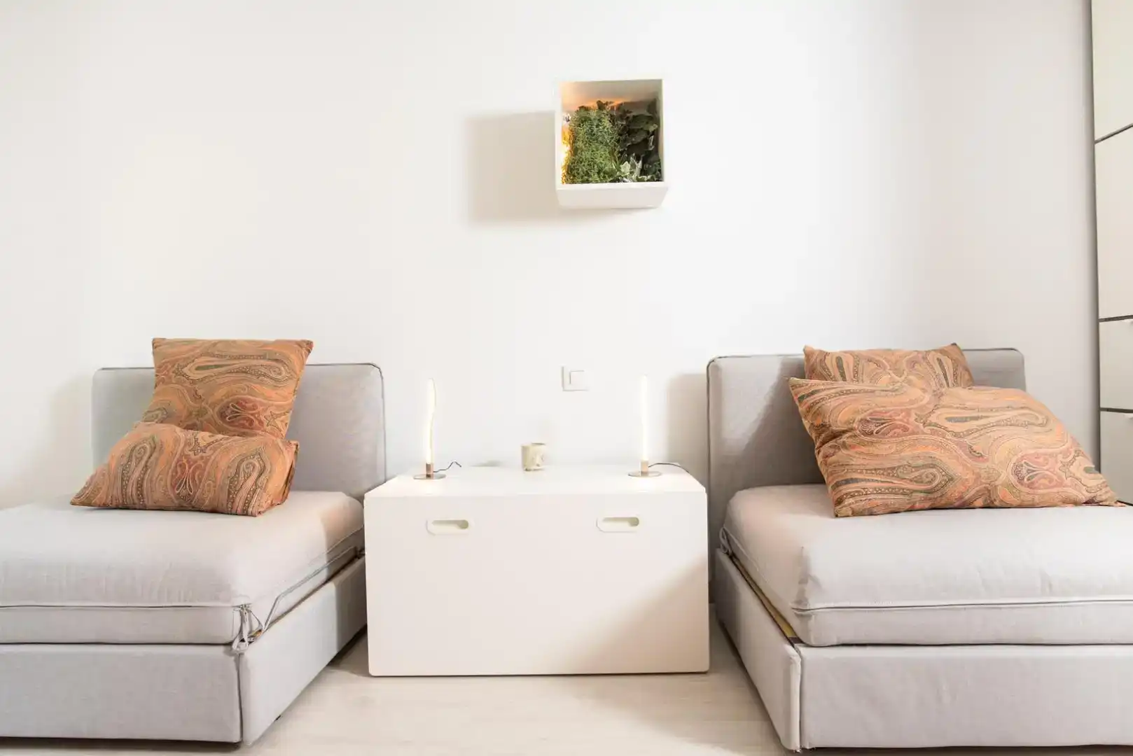 Sala d'estar de Dúplex per a compartir en Alcobendas amb Aire condicionat, Parquet i Moblat