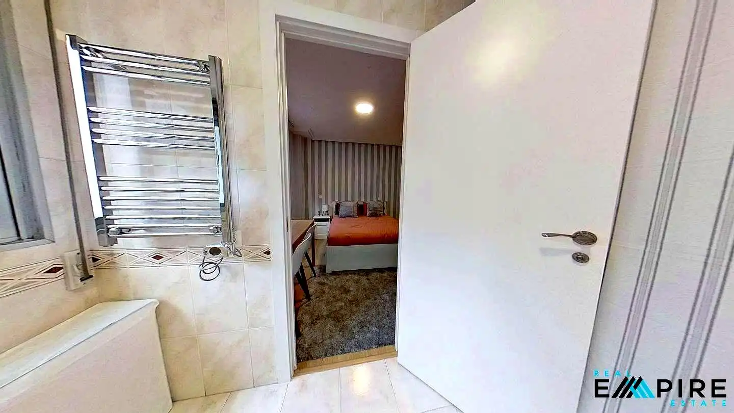 Bathroom of Flat for share in Pozuelo de Alarcón  with Heating, Furnished and Internet