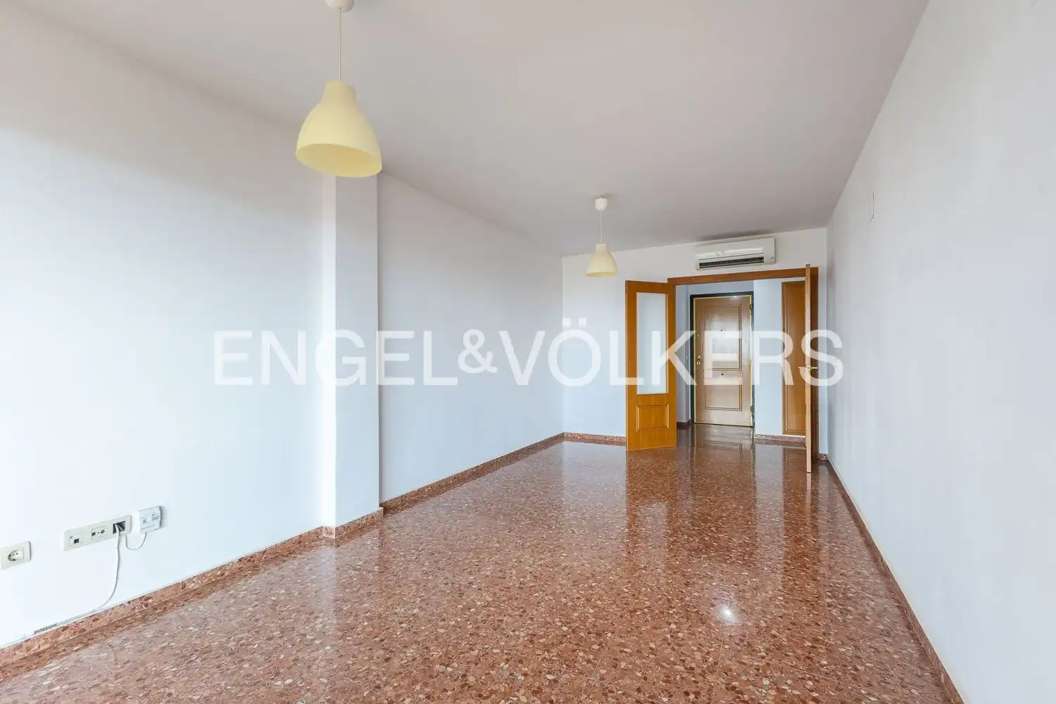Piso de alquiler en Carrer de Rafael Lapesa Melgar Gramatic i Lingüist, Camí Reial