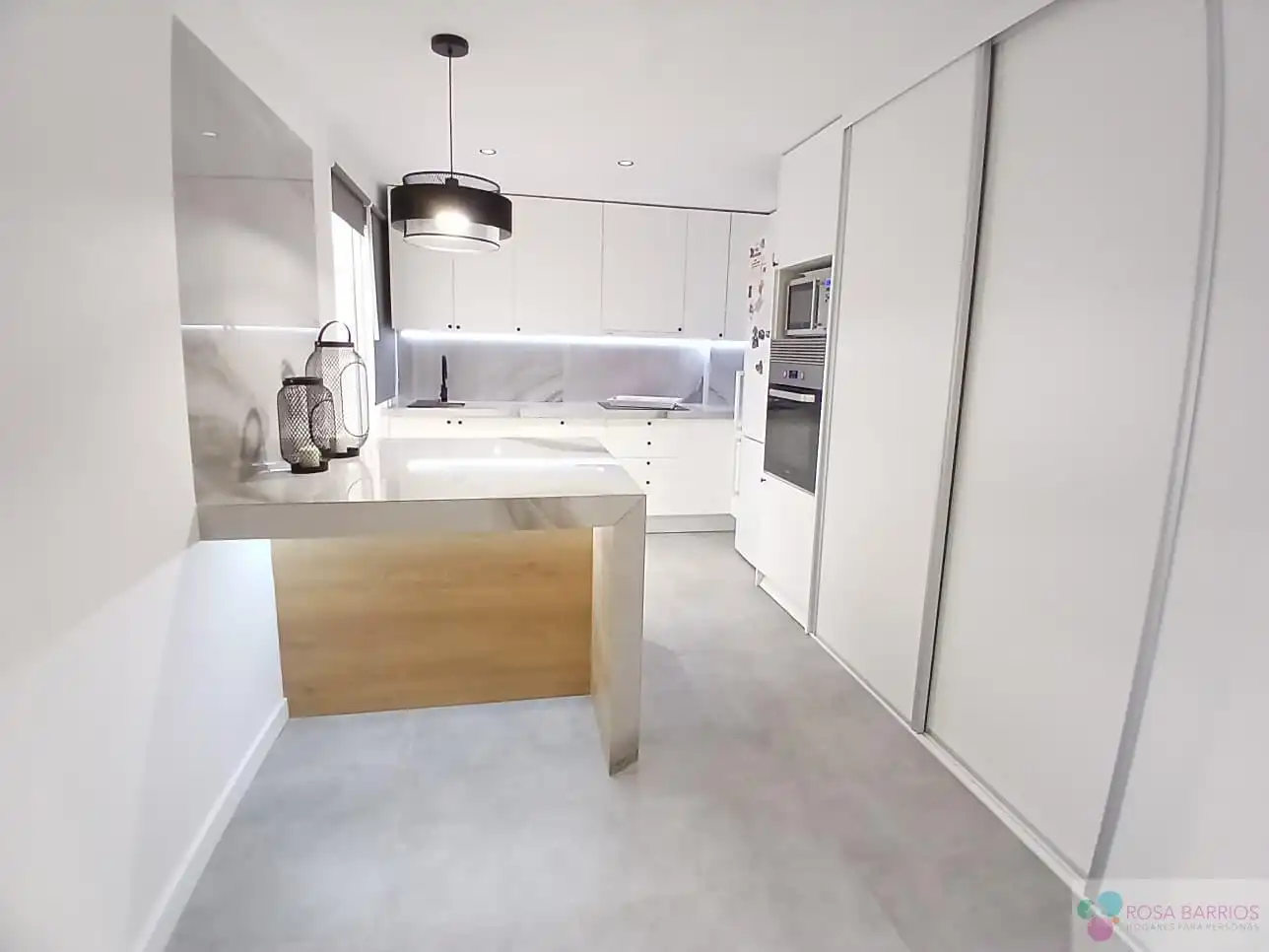 Cocina de Piso en venta en Casares con Aire acondicionado, Terraza y Piscina comunitaria